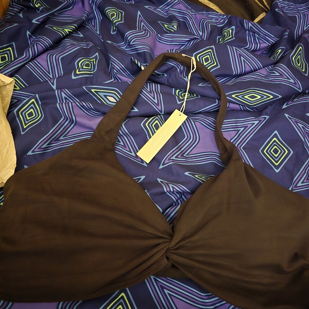 Buffbunny NWT Poshknit Twist Halter Onyx Black XXL fits like XL